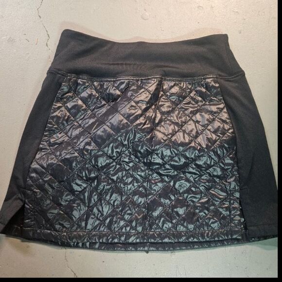 Size Small LOLE Thermal Quilted Faux Leather Skirt - Picture 3 of 4